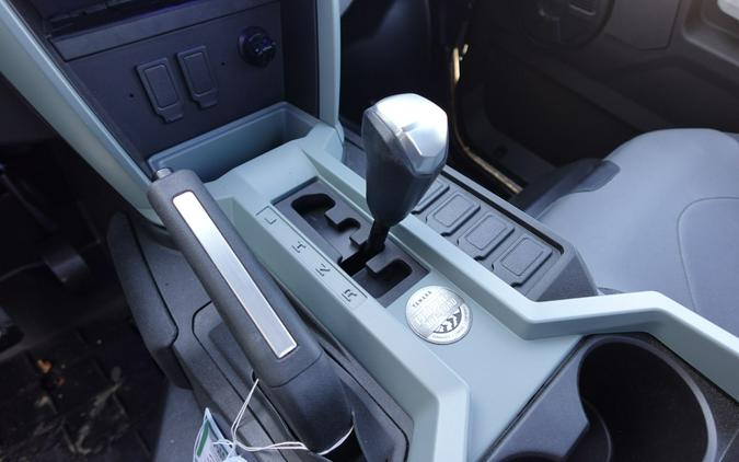 2026 Yamaha Wolverine RMAX2 1000 XT-R