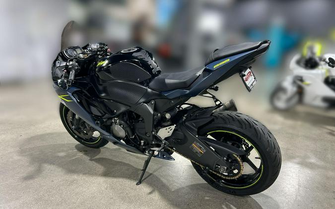 2023 Kawasaki NINJA ZX-6R ABS
