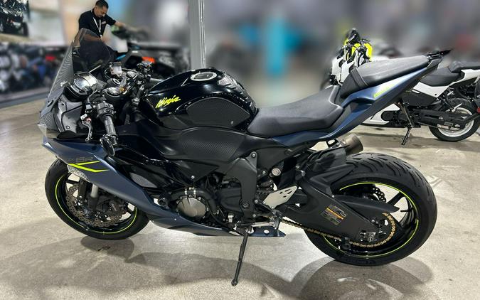 2023 Kawasaki NINJA ZX-6R ABS