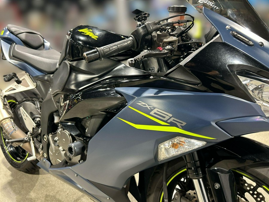 2023 Kawasaki NINJA ZX-6R ABS