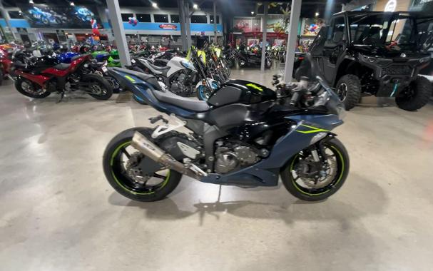2023 Kawasaki NINJA ZX-6R ABS