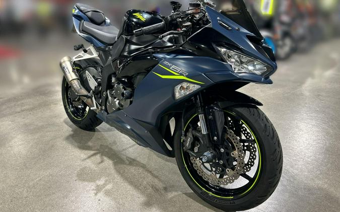 2023 Kawasaki NINJA ZX-6R ABS