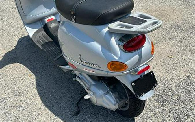 2005 Vespa ET4