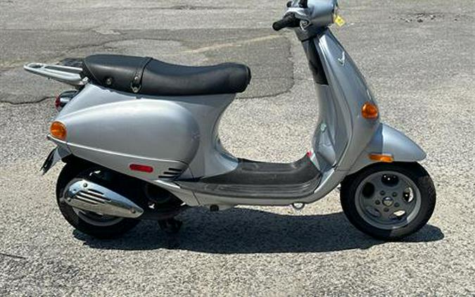 2005 Vespa ET4