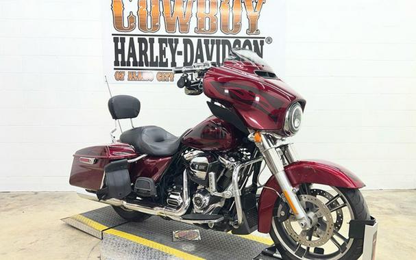 2017 Harley-Davidson FLHXS - Street Glide Special
