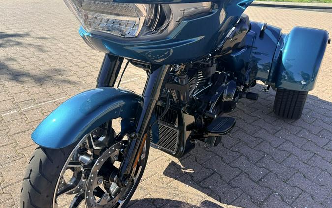 FLTRT 2026 Road Glide 3