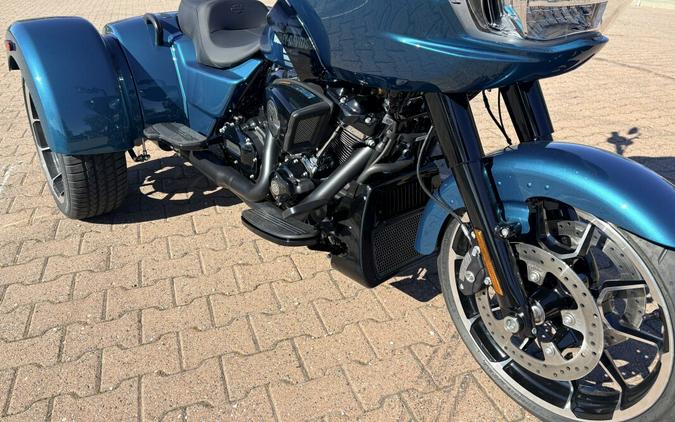 FLTRT 2026 Road Glide 3