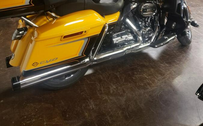 2022 Harley-Davidson® CVO™ Road Glide® Limited Hightail Yellow Pearl