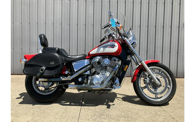 1996 VT1100C Shadow - Honda
