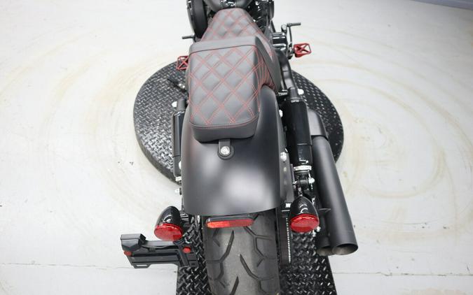 2023 Indian Motorcycle Chief Bobber Dark Horse