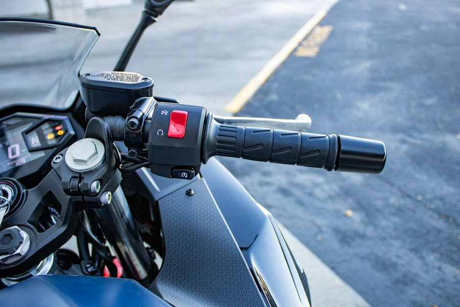 2026 Kawasaki Ninja® 500 ABS Metallic Matte Twilight Blue