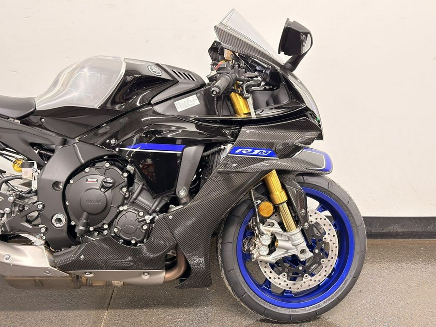 2025 Yamaha YZF-R1M