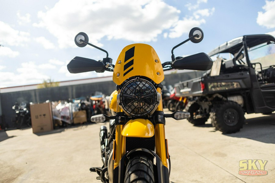 2026 Triumph Scrambler 400 XC