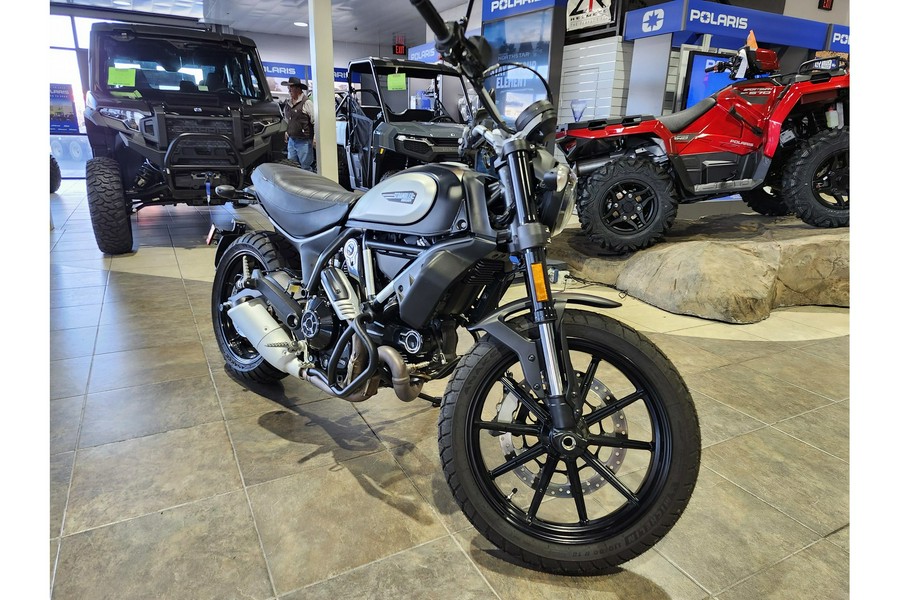 2022 Ducati Scrambler® Icon Dark