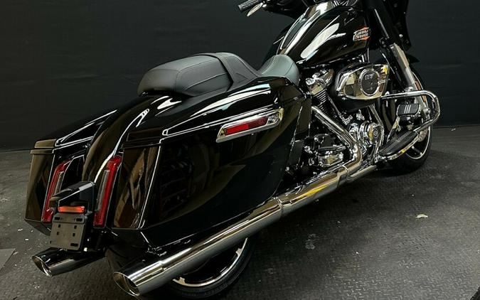 Harley-Davidson Street Glide® 2024 FLHX VIVID BLACK