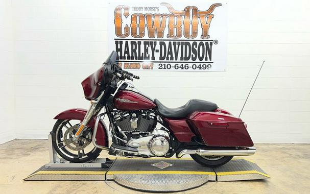 2017 Harley-Davidson FLHX - Street Glide
