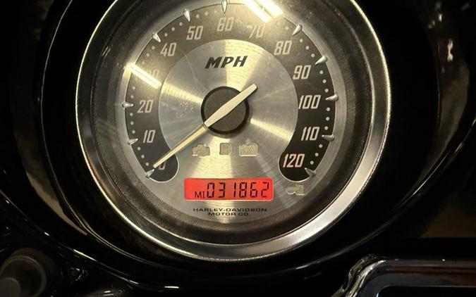 2006 Harley-Davidson FLHTCUSE - Ultra Classic Electra Glide Screamin'