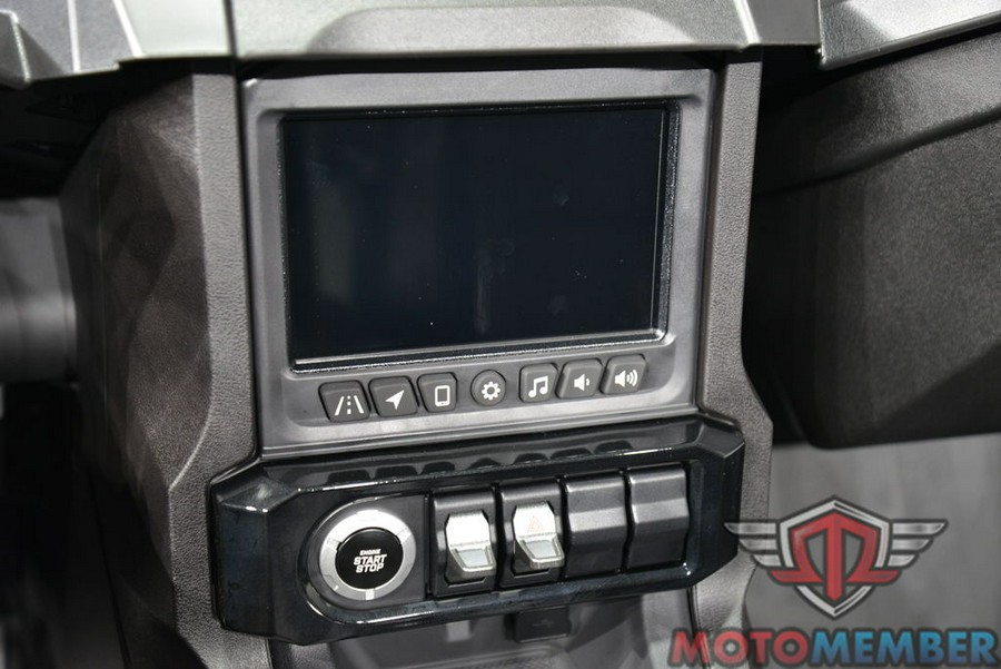 2025 Polaris Slingshot® SLR (AutoDrive)