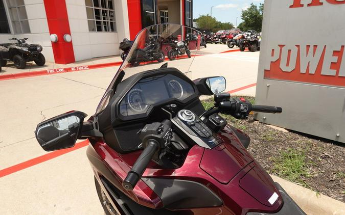 2025 Honda Gold Wing® Tour DCT 50th Anniversary