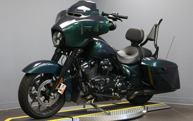 2021 Harley-Davidson® Street Glide® Special Snake Venom - Black Finish