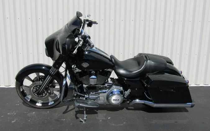 2012 Harley-Davidson® FLHX - Street Glide®