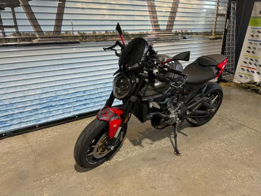 2022 Ducati Monster Dark Stealth