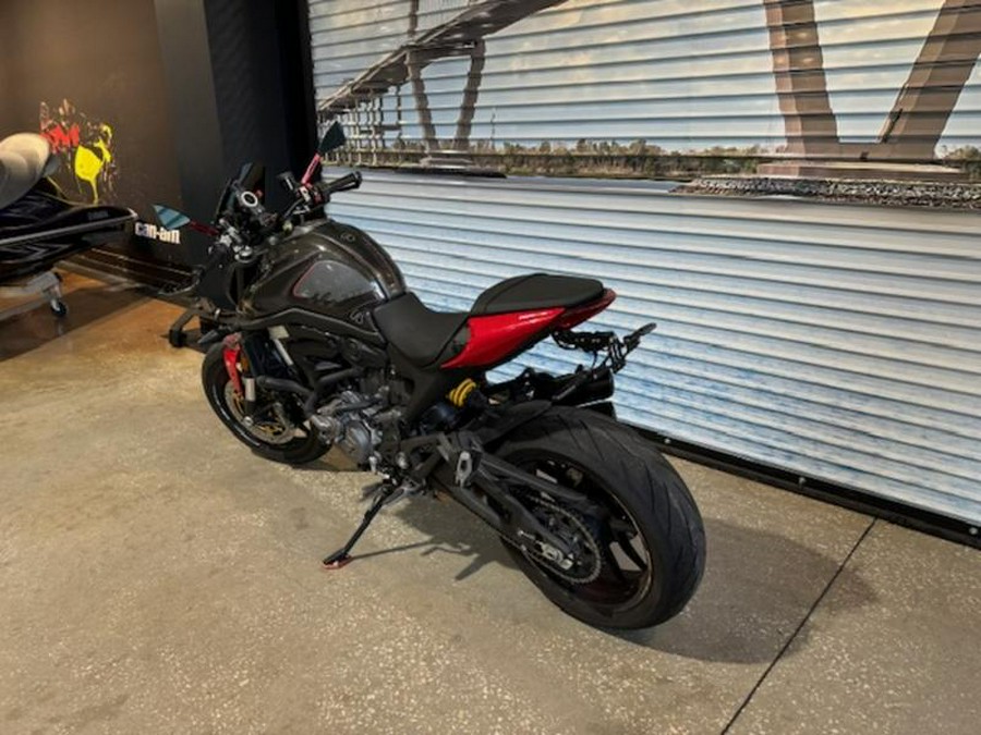 2022 Ducati Monster Dark Stealth