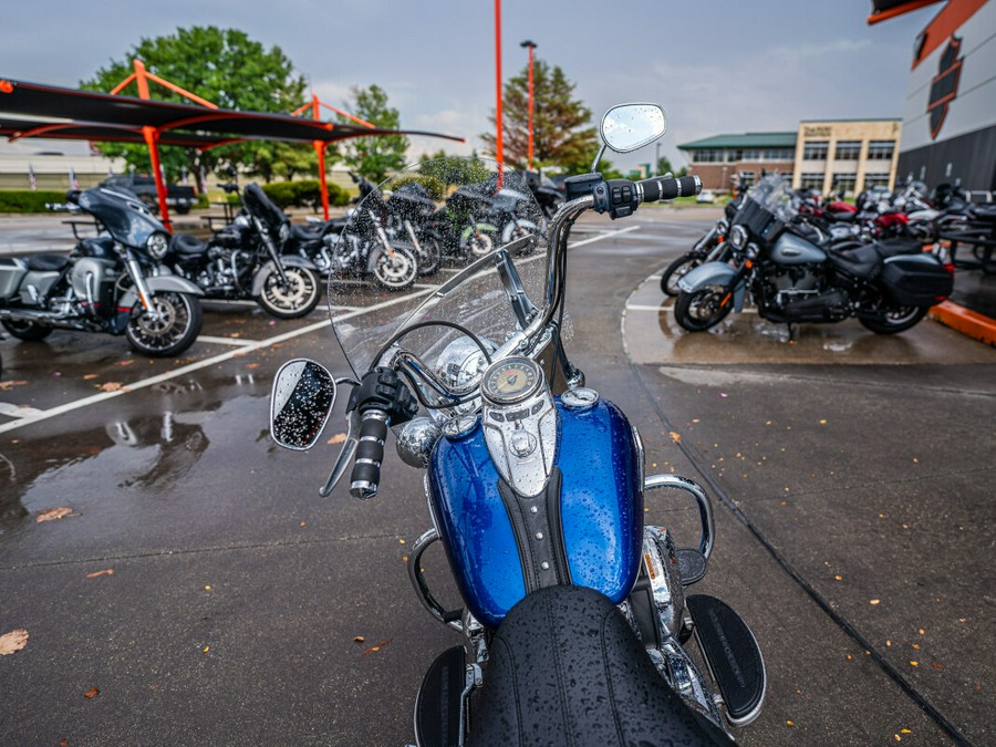 2016 Heritage Softail Classic FLSTC