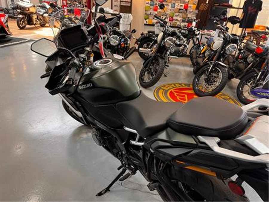 2024 Suzuki GSX-S1000GX+