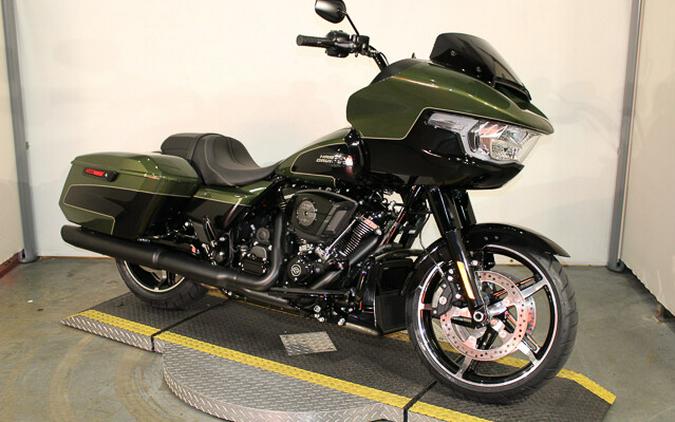New 2026 Harley-Davidson Road Glide Grand American Touring FLTRX Motorcycle For Sale In Miami, Florida