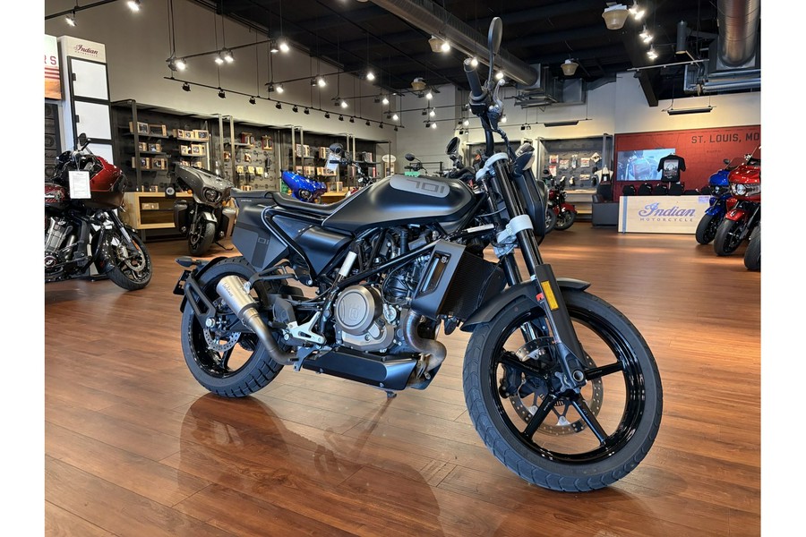 2019 SVARTPILEN 701 - Husqvarna Motorcycles