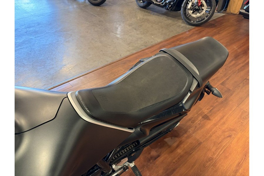 2019 SVARTPILEN 701 - Husqvarna Motorcycles