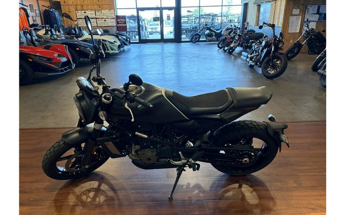 2019 SVARTPILEN 701 - Husqvarna Motorcycles