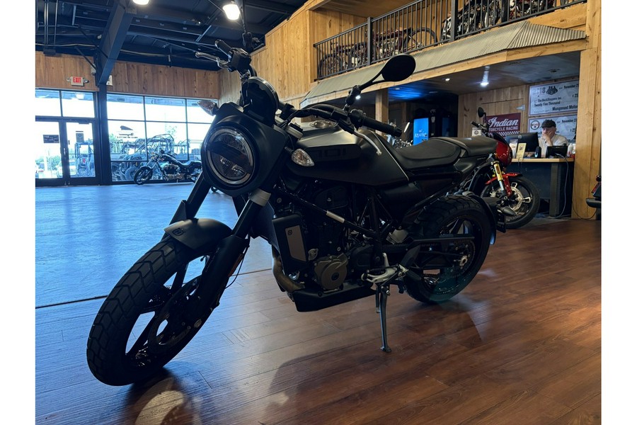 2019 SVARTPILEN 701 - Husqvarna Motorcycles