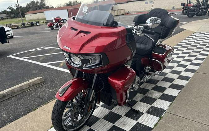 2024 Indian Motorcycle® Pursuit® Limited® with PowerBand Audio Package Sunset Red Metallic