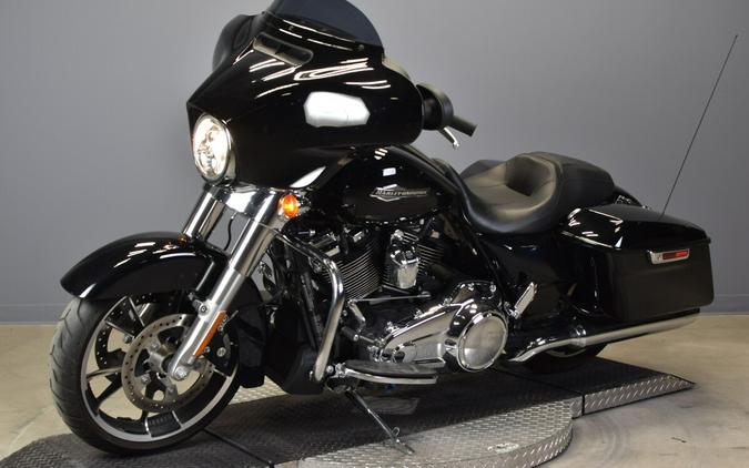 2022 Harley-Davidson Street Glide