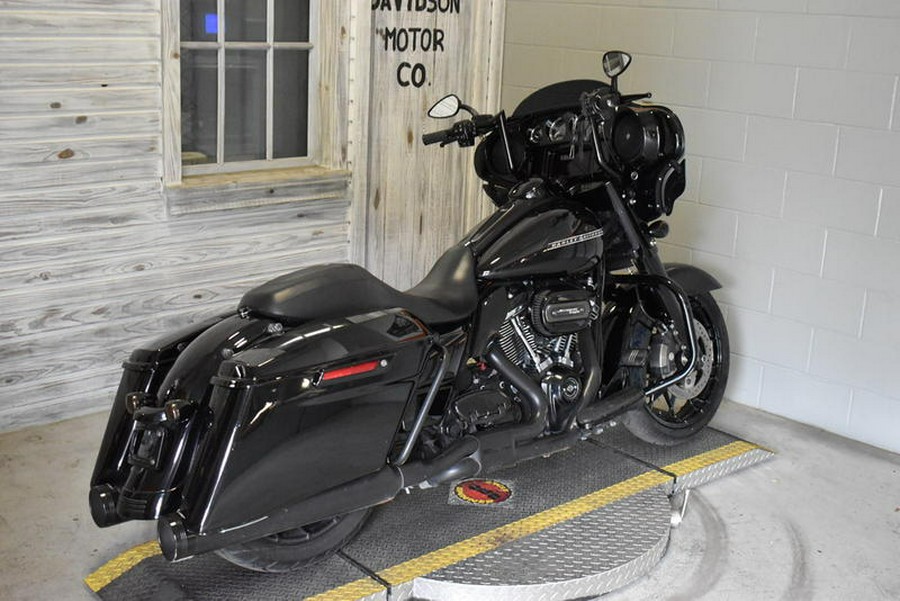 2019 Harley-Davidson® FLHXS - Street Glide® Special