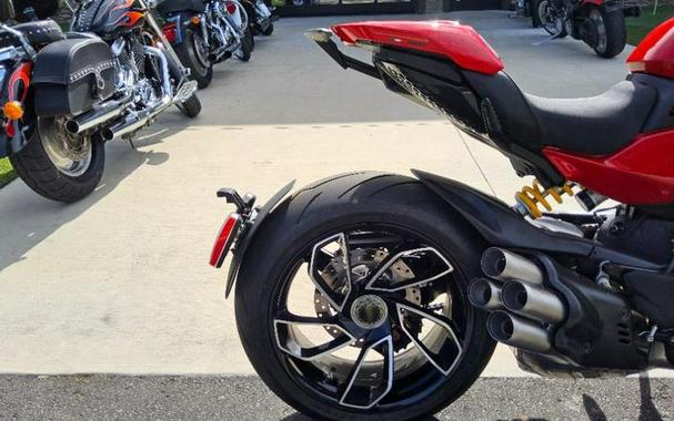 2023 Ducati DIAVEL V4