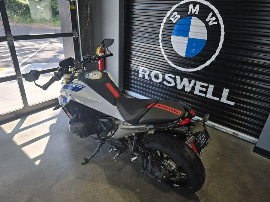 2026 BMW R 1300 R