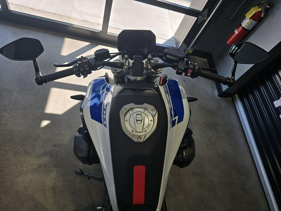 2026 BMW R 1300 R