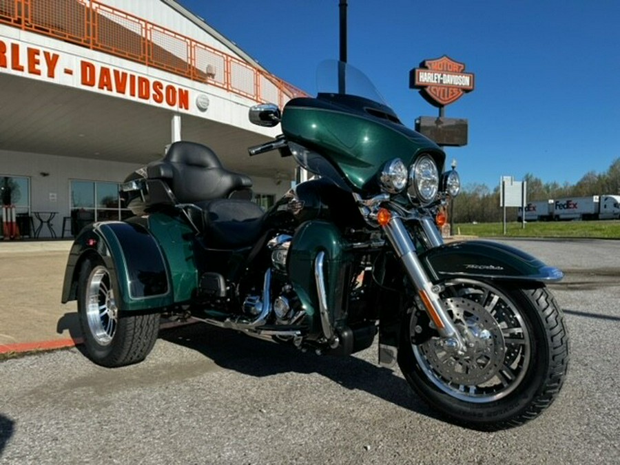 2024 Harley-Davidson Tri Glide Ultra Alpine Green / Vivid Black