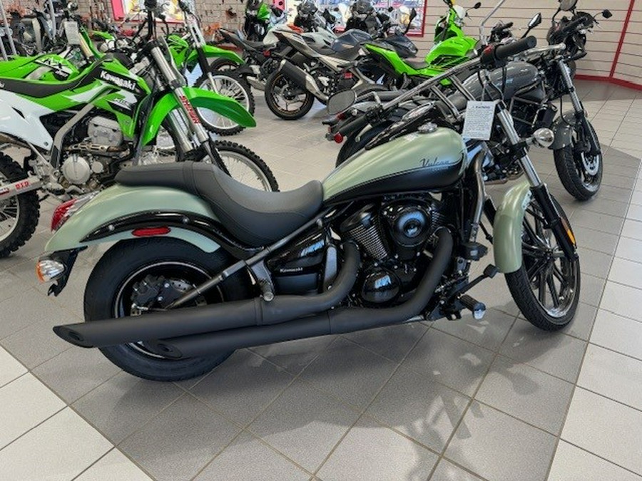 2023 Kawasaki Vulcan 900 Custom