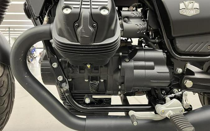 2021 Moto Guzzi V7 Stone E5