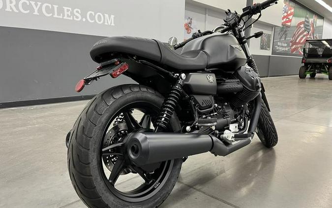 2021 Moto Guzzi V7 Stone E5