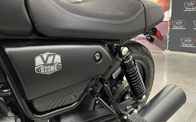 2021 Moto Guzzi V7 Stone E5