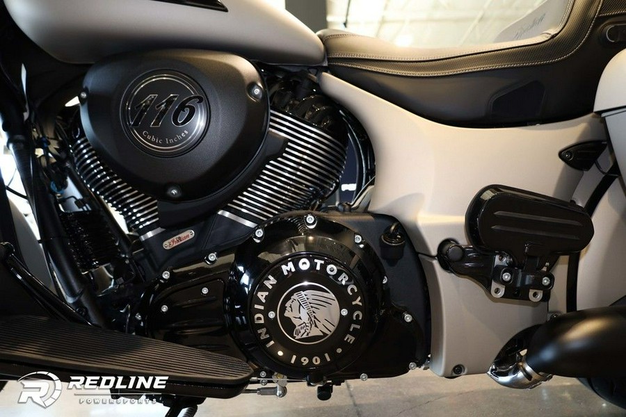 2023 Indian Motorcycle® Roadmaster® Dark Horse® Silver Quartz Smoke