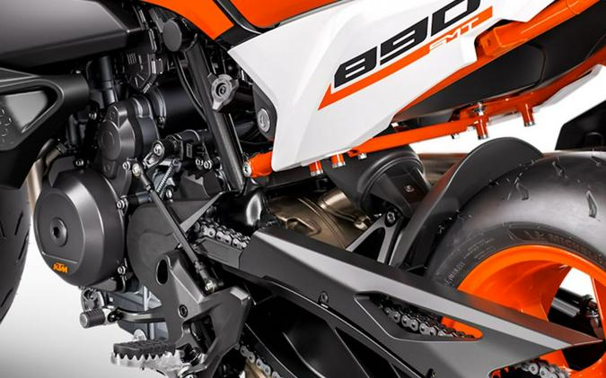 2024 KTM 890 SMT