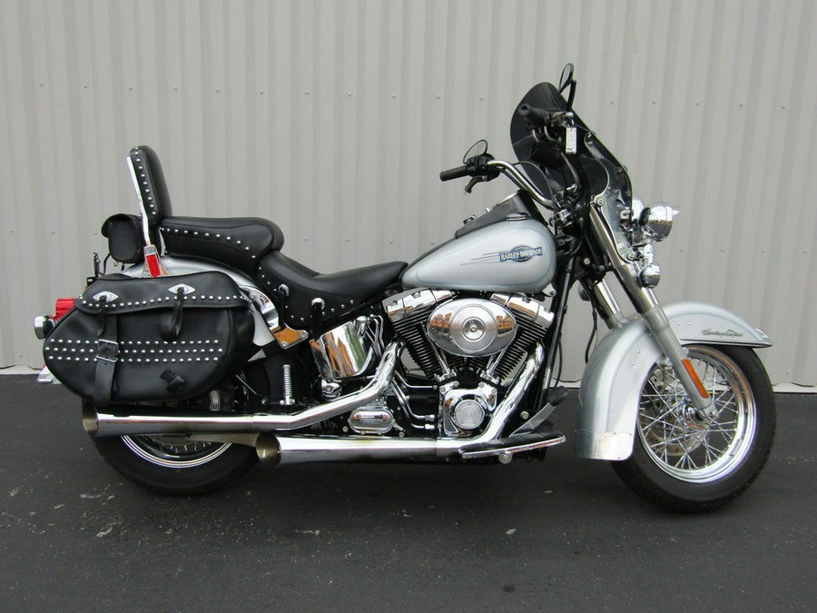 2005 Harley-Davidson® FLSTC - Heritage Softail® Classic