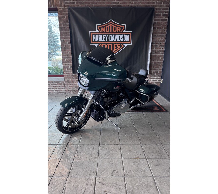 2024 Harley-Davidson Street Glide FLHX Alpine Green
