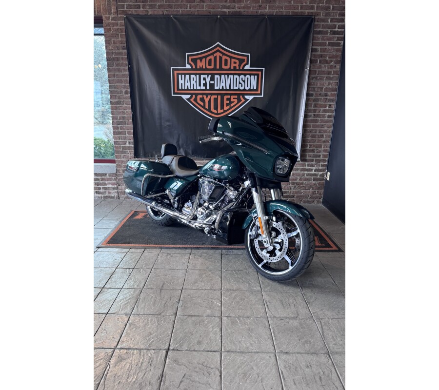 2024 Harley-Davidson Street Glide FLHX Alpine Green